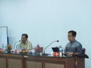 Prof. Dr. Faruk (Guru Besar Ilmu Sastra FIB UGM)