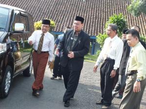 Tim Asesor tiba di rumah Pengasuh Pesantren