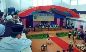 Lantai 2: Prosesi Wisuda