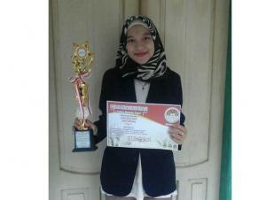 Ani Nuraeni : Mahasiswa Prodi PGMI IAID Ciamis berhasil menjadi Juara II  dalam Lomba Menulis Mahasiswa Se Jawa Barat, Banten dan DKI Jakarta, yang diselenggarakan oleh IMPI DKI Jakarta